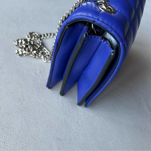 French Connection ~ Laine ~ Quilted Mini Crossbody Bag ~ Blue with Silver Chain - Picture 6 of 10